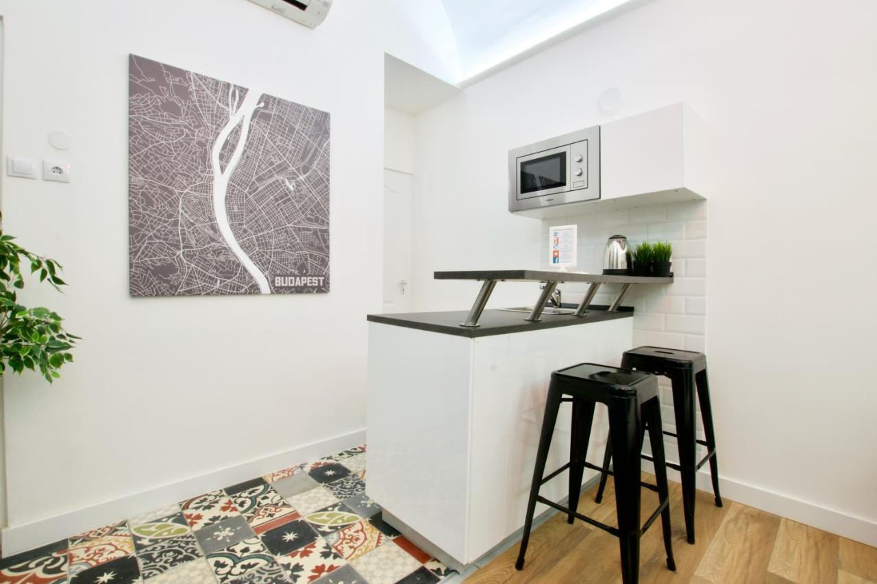 Standard Apartment By Hi5 - Nagysandor Street Budapest Exterior photo